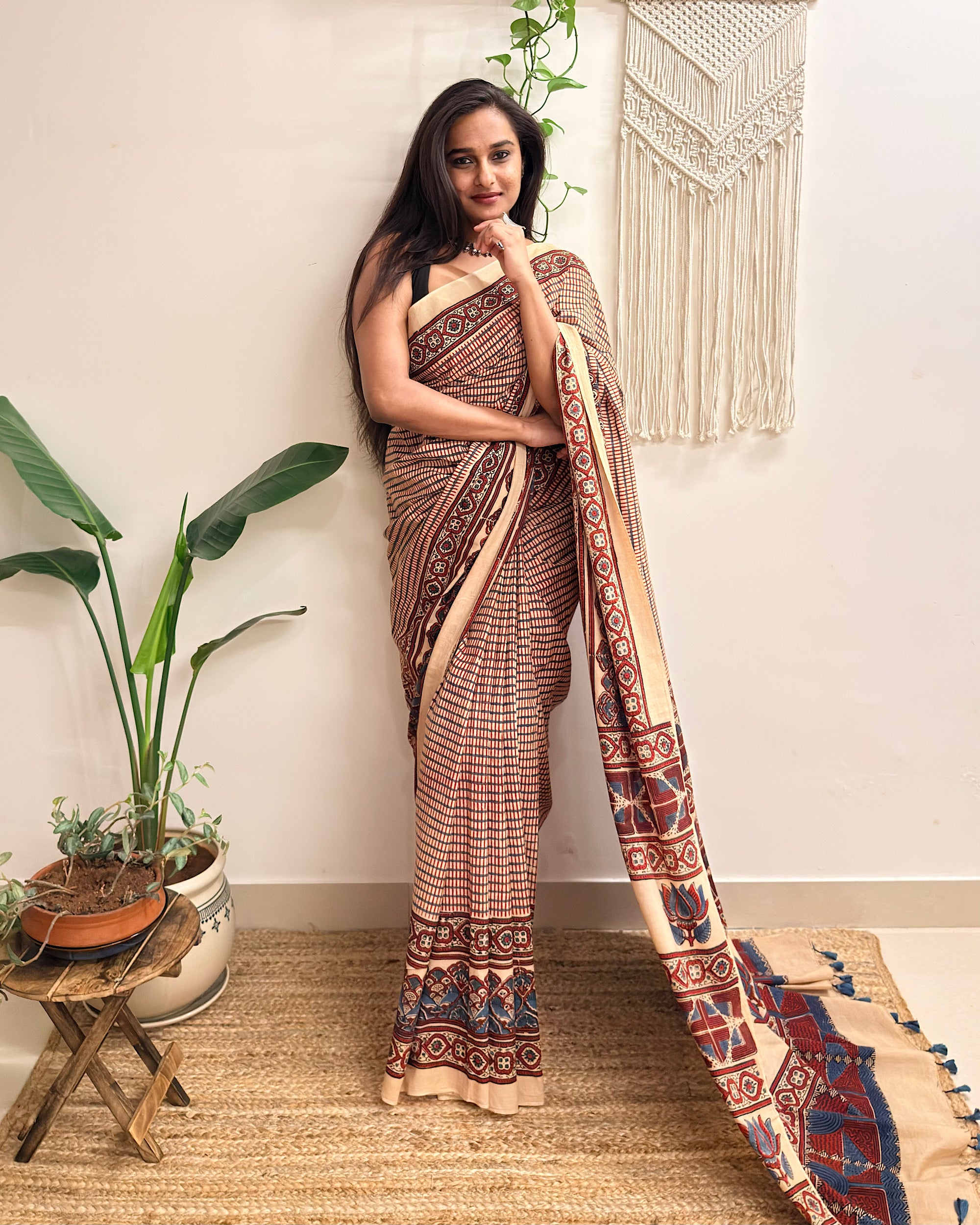 Sukoon: Cream Checkered Ajrakh Handblock Printed Mul Cotton Saree