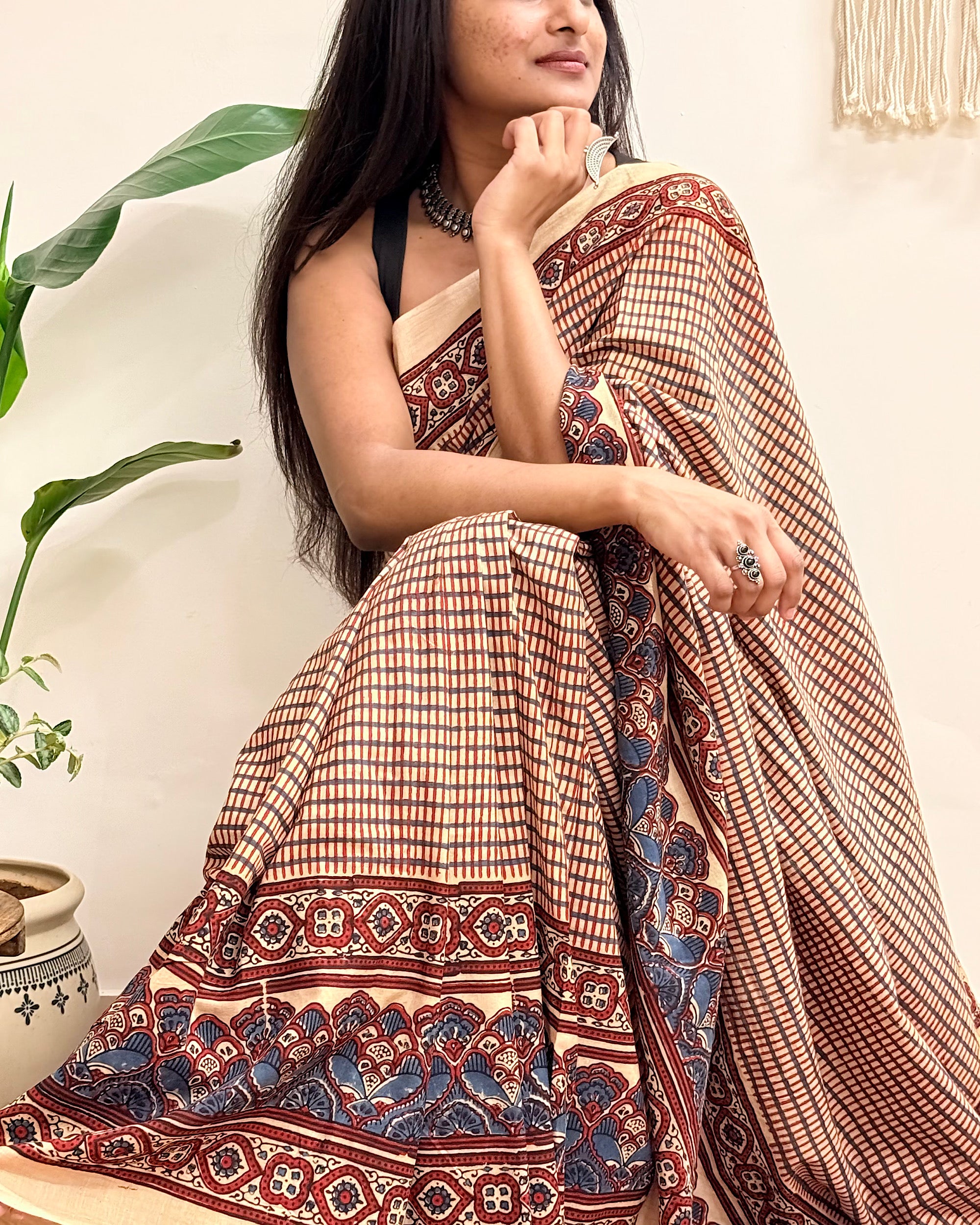 Sukoon: Cream Checkered Ajrakh Handblock Printed Mul Cotton Saree