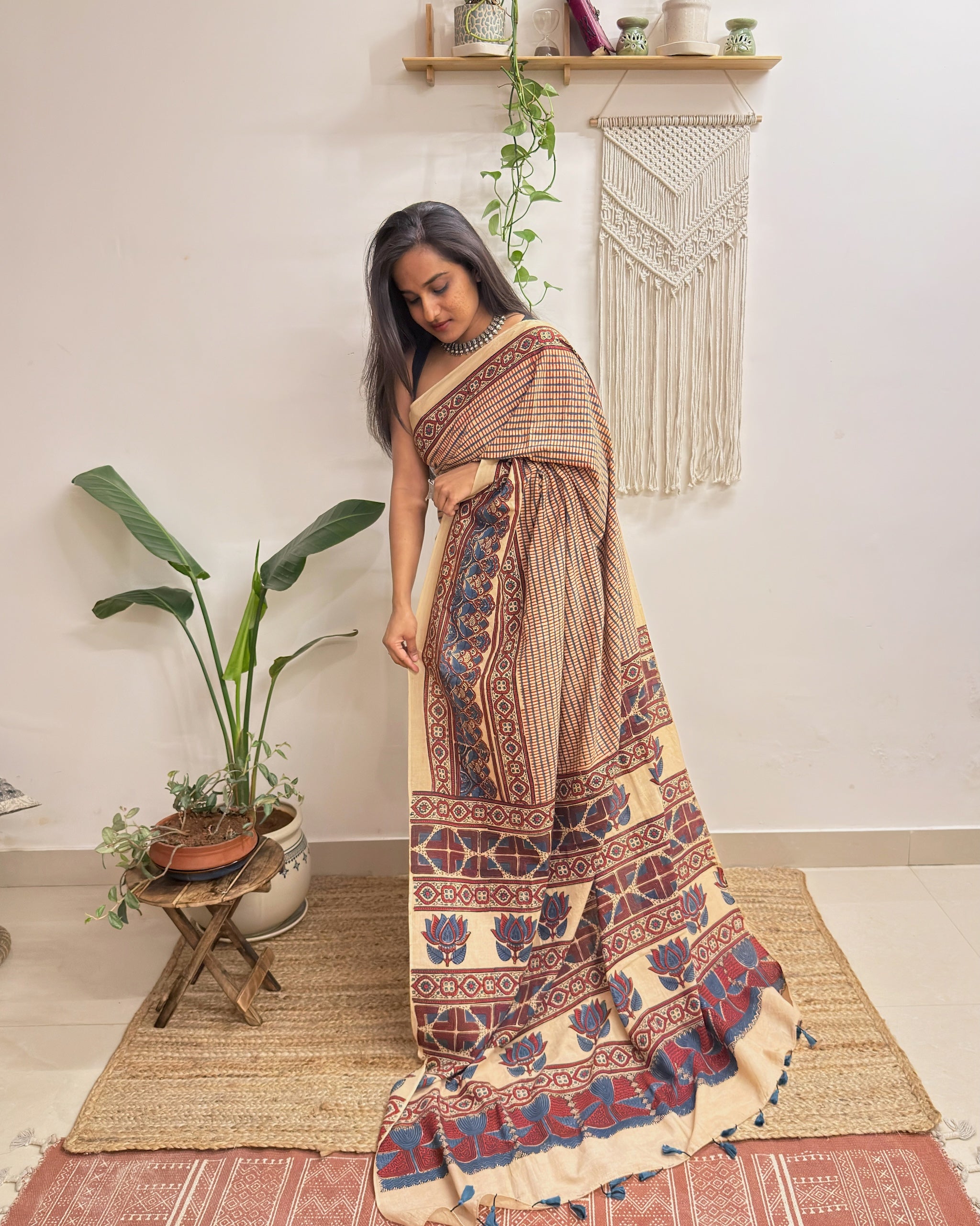 Sukoon: Cream Checkered Ajrakh Handblock Printed Mul Cotton Saree