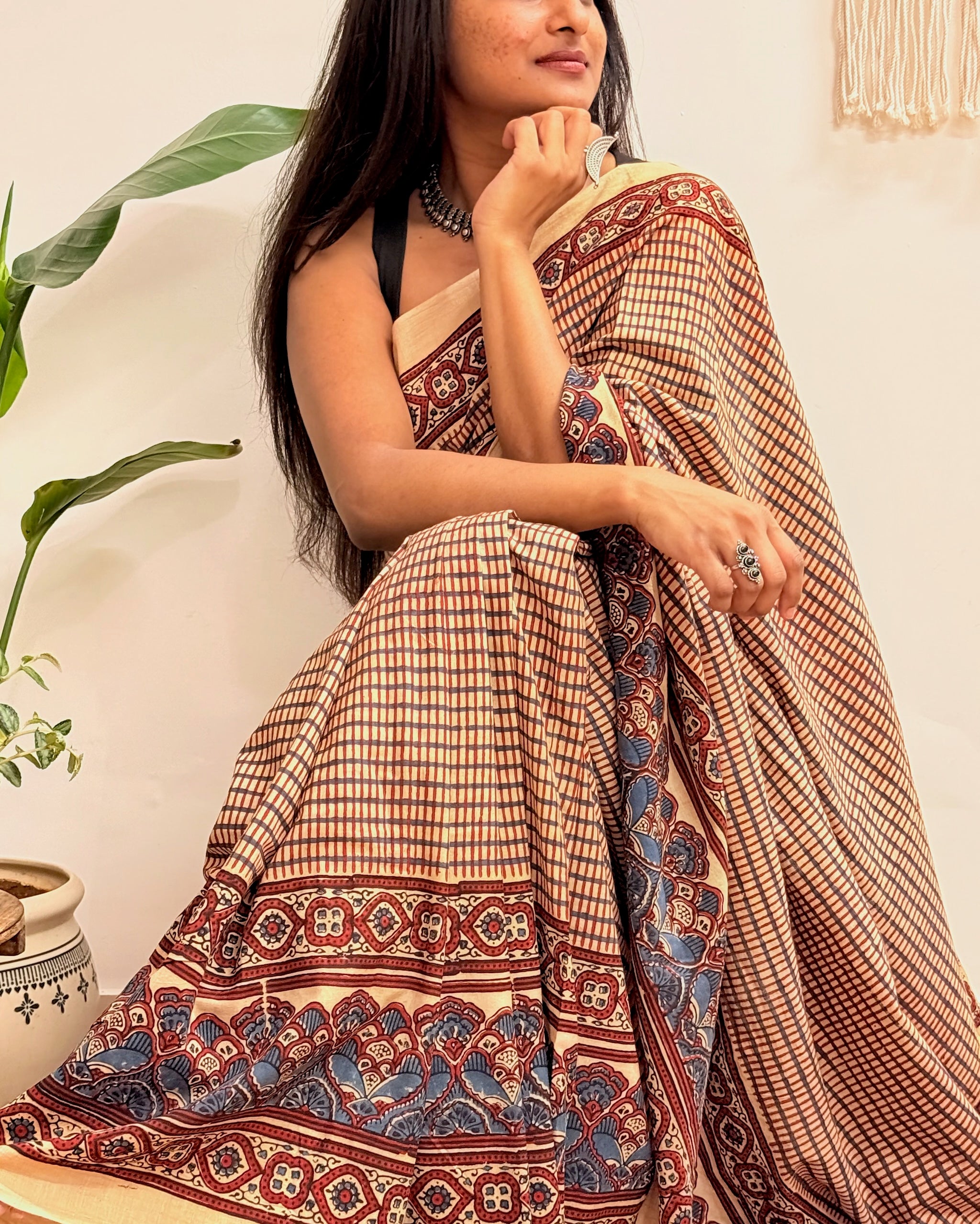 Sukoon: Cream Checkered Ajrakh Handblock Printed Mul Cotton Saree